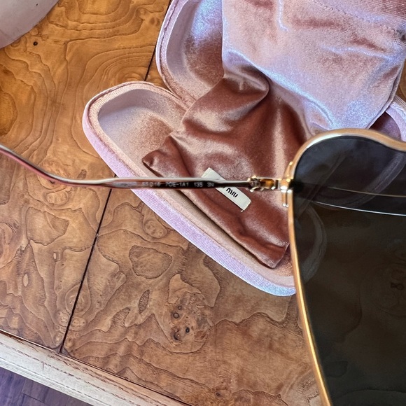 Miu Miu sunglasses - Picture 2 of 6